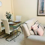 Flat On The Paseo Maritamo!